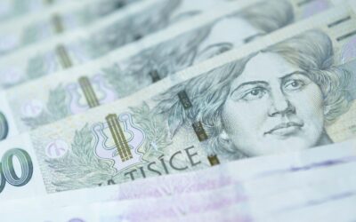 El fin del efectivo: ¿Por qué los bancos sugieren ahora guardar 2.500 coronas en casa?