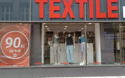 ¡Boom global y colapso local! La moda de segunda mano triunfa en el mundo pero tropieza en Chequia